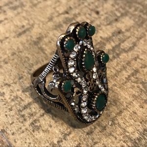 NWOT Hand of Fatima Hamsa Jade Ring